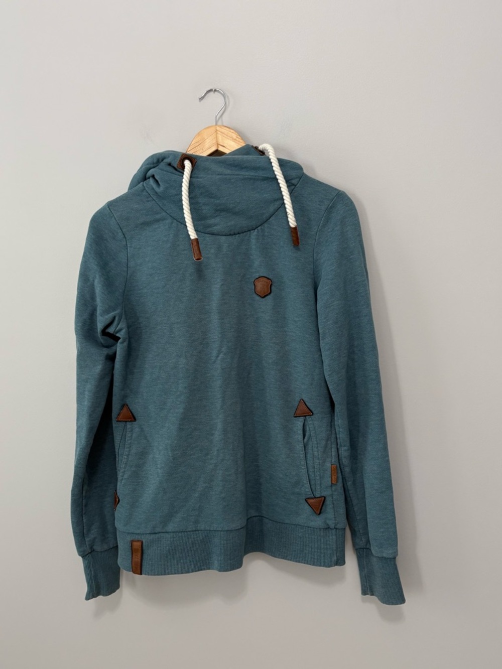 Naketano Blue Teal Cowl Neck Hiking Outdoor Pullover Sweatshirt Leather Patches